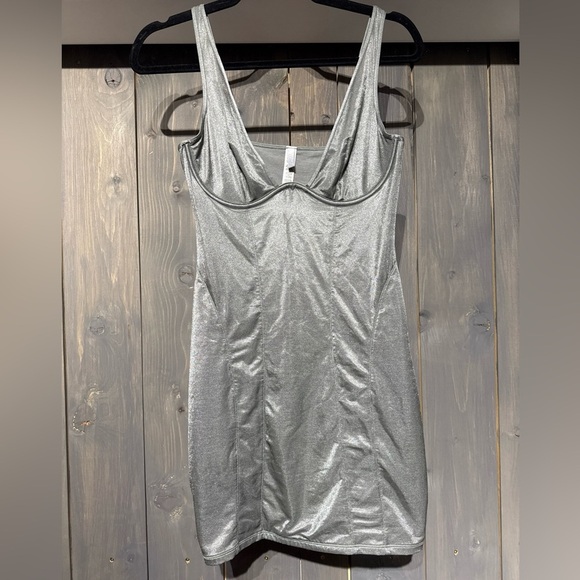 Skims Glissenette Slip Dress - Picture 2 of 6